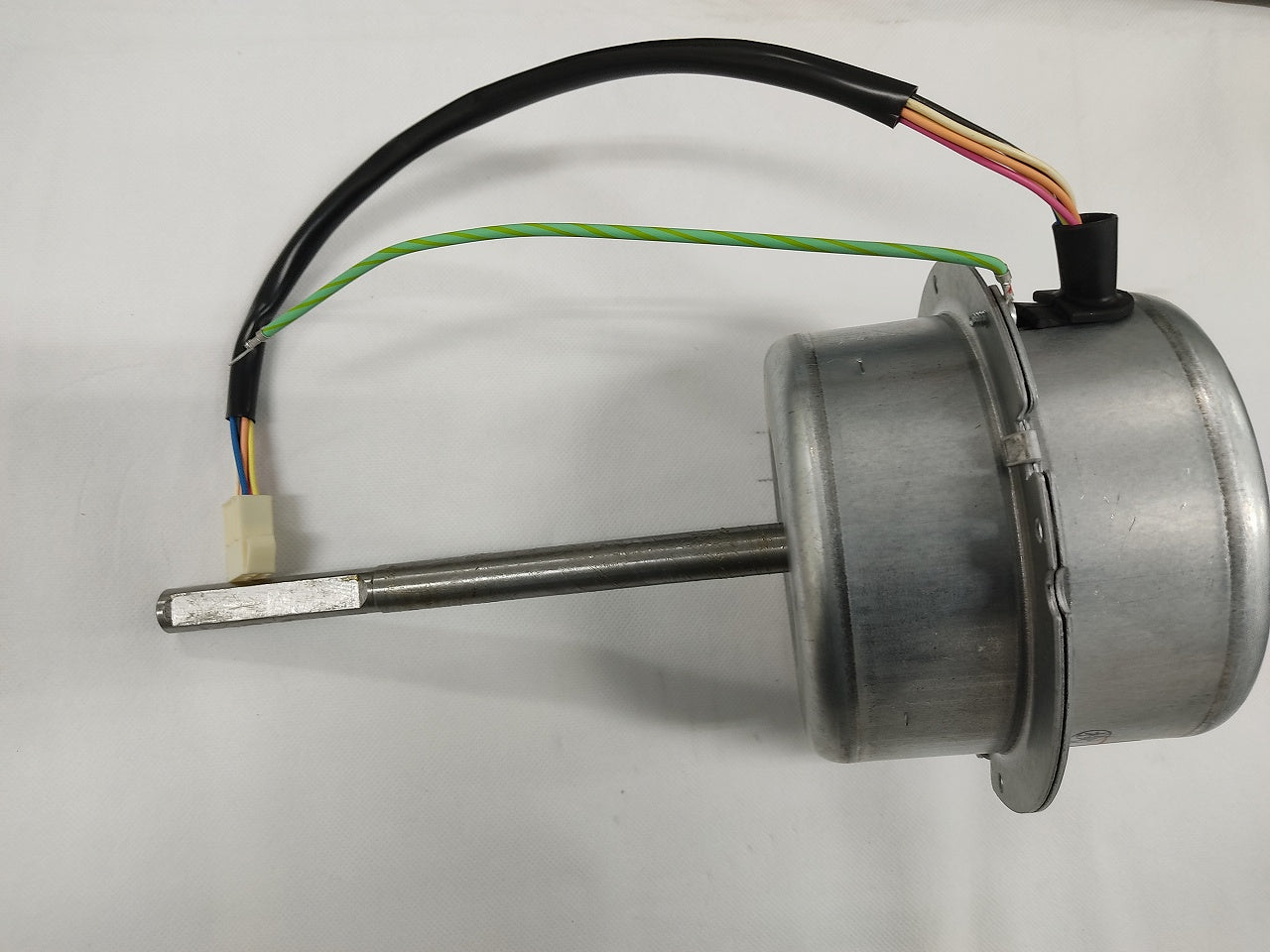 Daikin Fan Motor 200V - 230W (VAM800/1000F) - 110176J